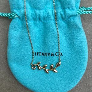 Tiffany Paloma Picasso Olive Leaf Vine Pendant in 18K Rose Gold